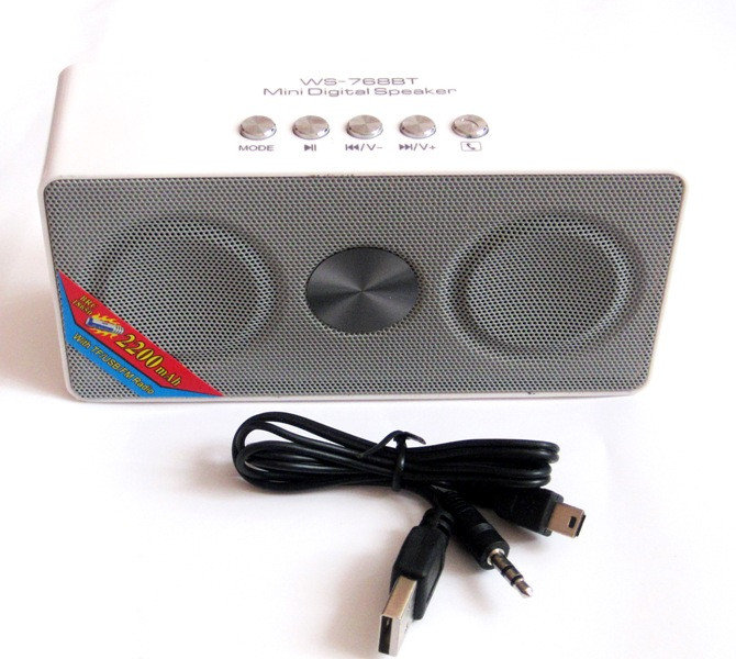 Портативна музична колонка WSTER WS-768 Bluetooth USB ∙ microUSB ∙ 3.5 мм Mini-Jack ∙ FM радіо - Зображення 3