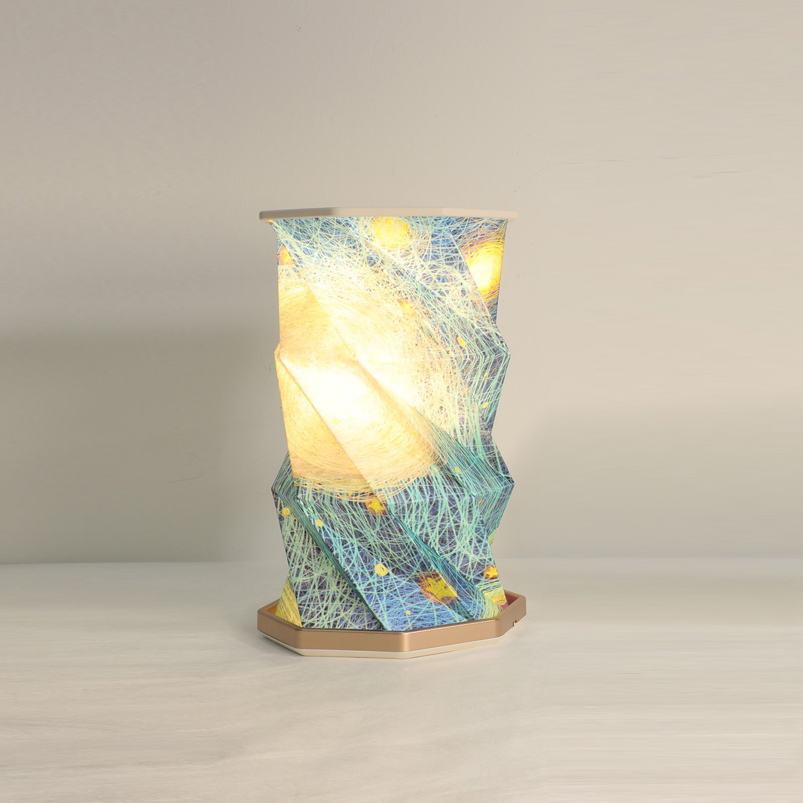 Настільний обертовий світильник - нічник Rotating lamp USB з вбудованим акумулятором і сенсорним керуванням - Зображення 2
