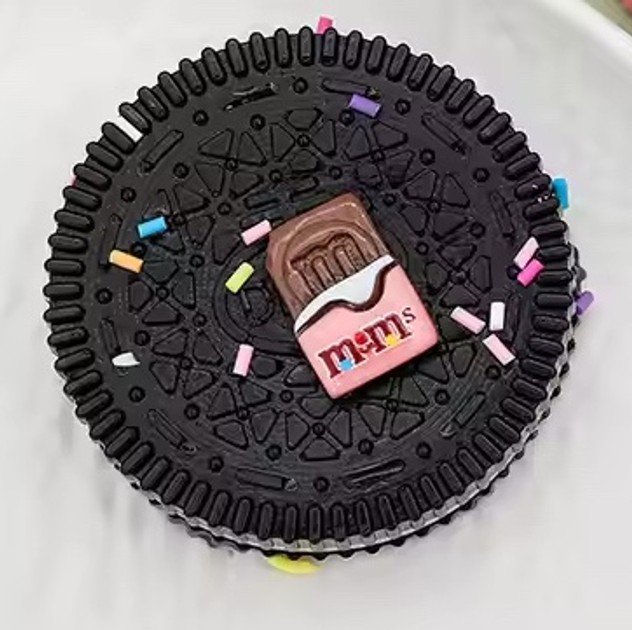 Антистрес іграшка Oreo Squish · Cквіш ОРЕО з присипкою та M&M's - Зображення 2