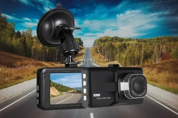 Автомобільний відеореєстратор Car Camera XL-5557 з сенсорним екраном ∙ Відеореєстратор для авто Q06 T626-2 з Full HD записом - Зображення 3