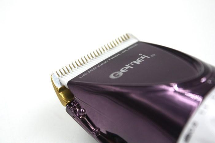 Професійна машинка для стрижки GEMEI GM6062 ∙ 2 акумулятори, 4 насадки в комплекті - Зображення 2
