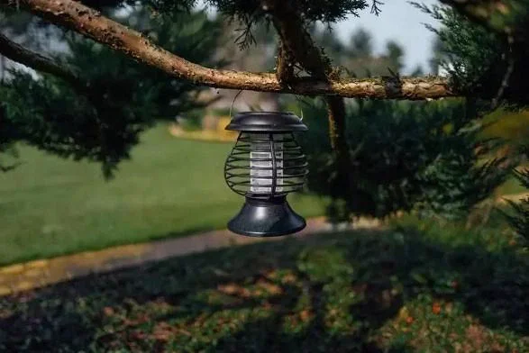 Світильник садовий антимоскітний Bug Zapper • Вуличний LED світильник-пастка від комарів і літаючих комах для саду, дачі, тераси та альтанки - Зображення 4